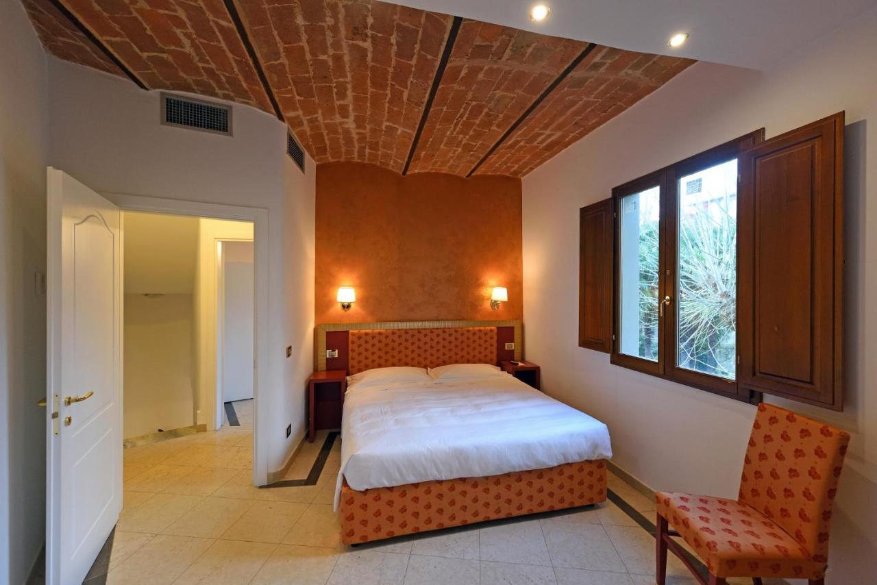 Relais La Corte Di Cloris Флоренция Екстериор снимка