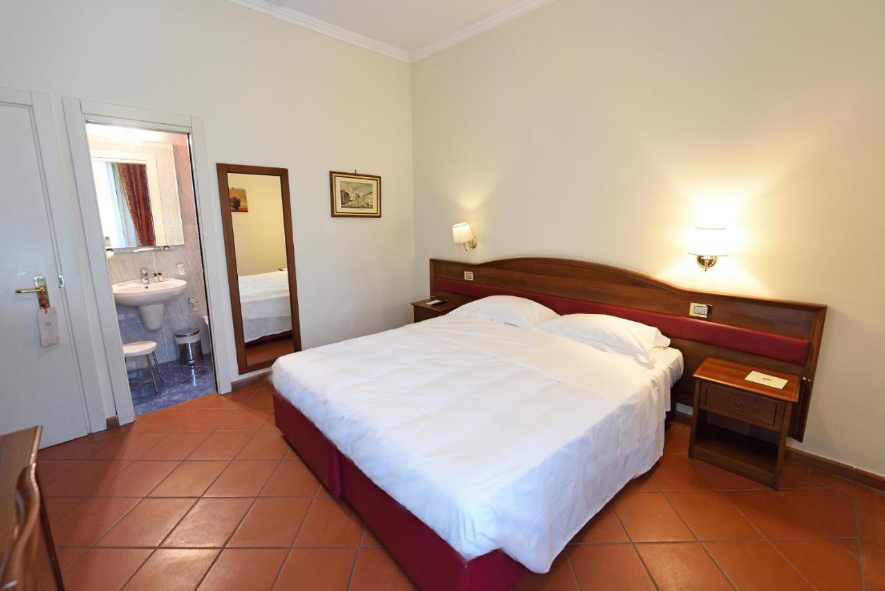 Relais La Corte Di Cloris Флоренция Екстериор снимка